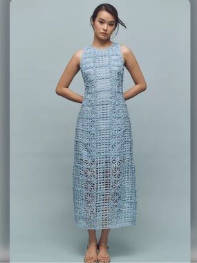 endless rose sleeveless textured midi dress Its sleeveless and midi length make it ideal for any occasion Textured Navy Sleeveless Maxi Dress